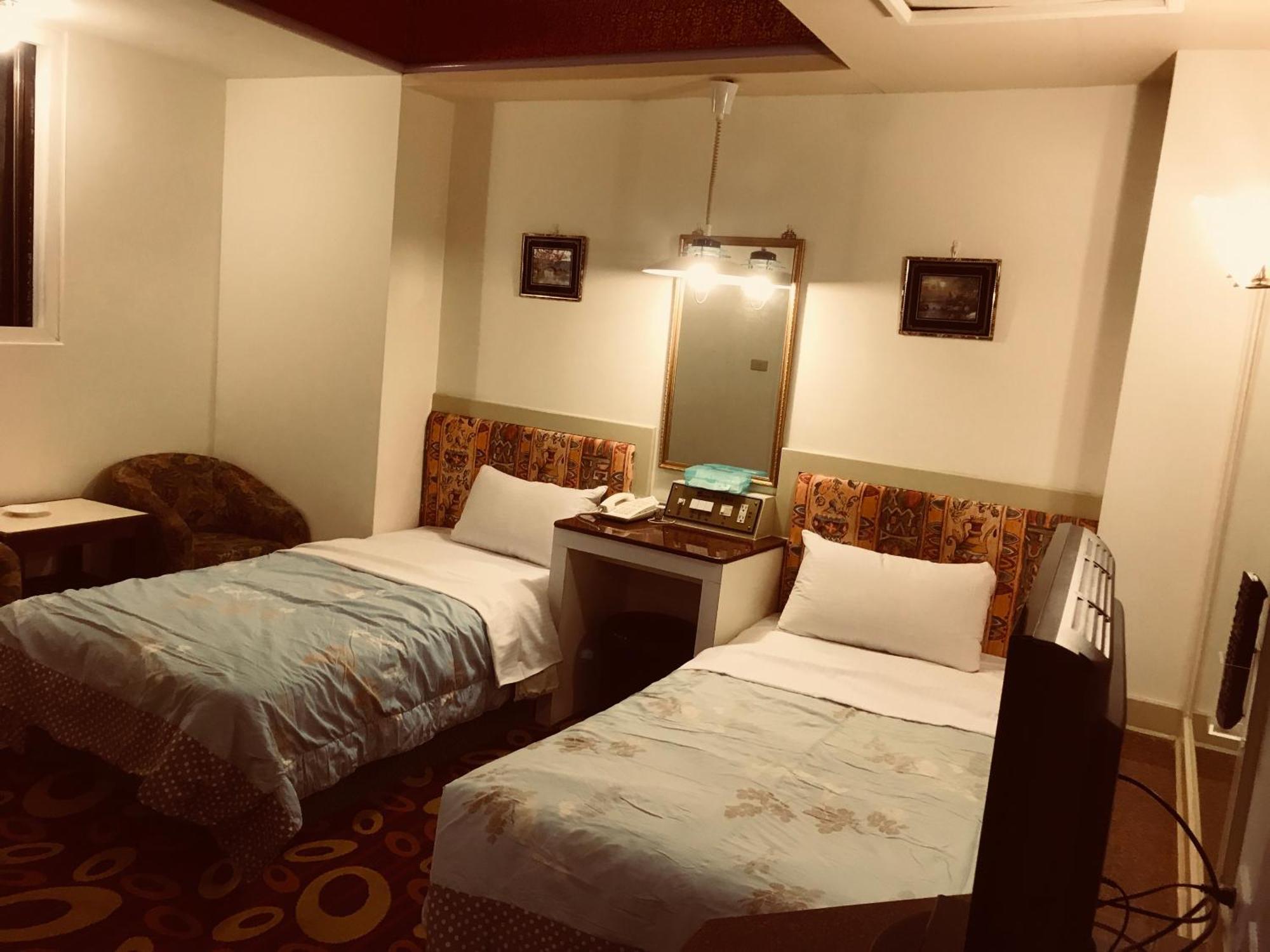 Good Hotel Fengyuan Zewnętrze zdjęcie