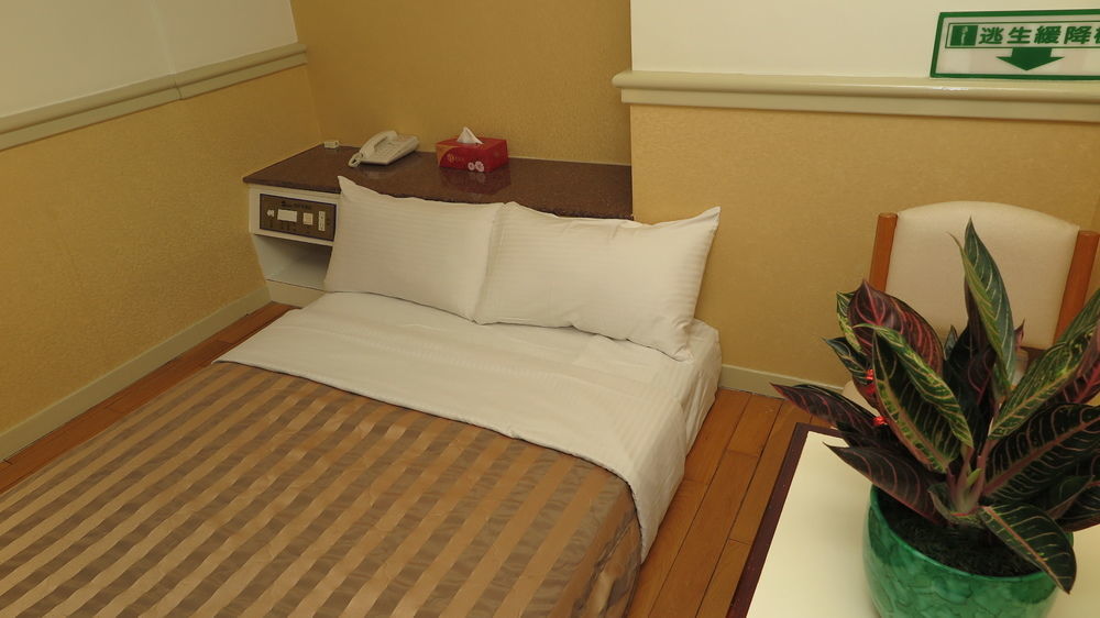 Good Hotel Fengyuan Zewnętrze zdjęcie